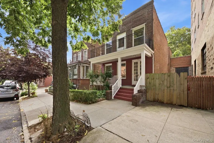3633 Greystone Avenue, Bronx, NY 10463 - #3