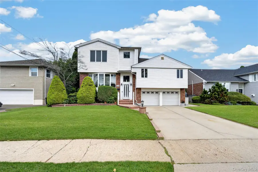 395 Bunker Drive, Oceanside, NY 11572 - #2