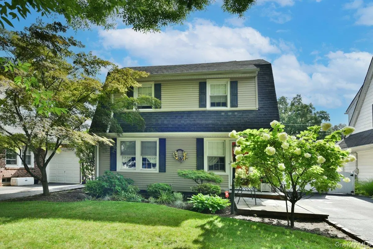 154 Argyle Road, Stewart Manor, NY 11530 - #1