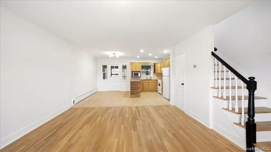 3337 Gunther Avenue, Bronx, NY 10469 - #2