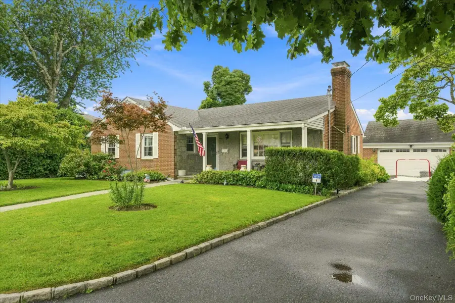 8 Anthony Marangiello Street, Glen Cove, NY 11542 - #2