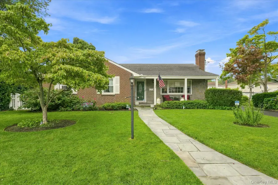 8 Anthony Marangiello Street, Glen Cove, NY 11542 - #3