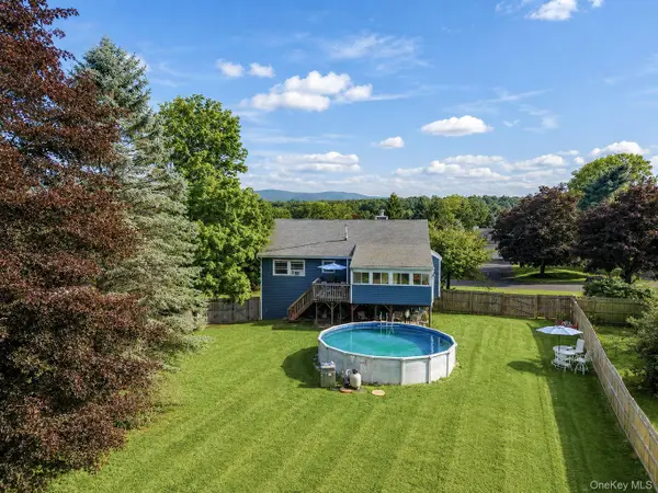 210 Dairy Lane, New Windsor, NY 12553