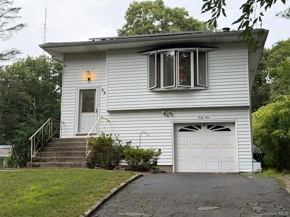 49 Midvale Avenue, Farmingville, NY 11738 - #1
