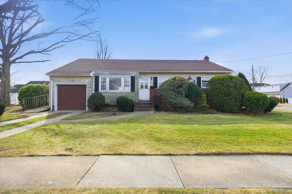 2 Mcleod Street, Massapequa Park, NY 11762 - #1