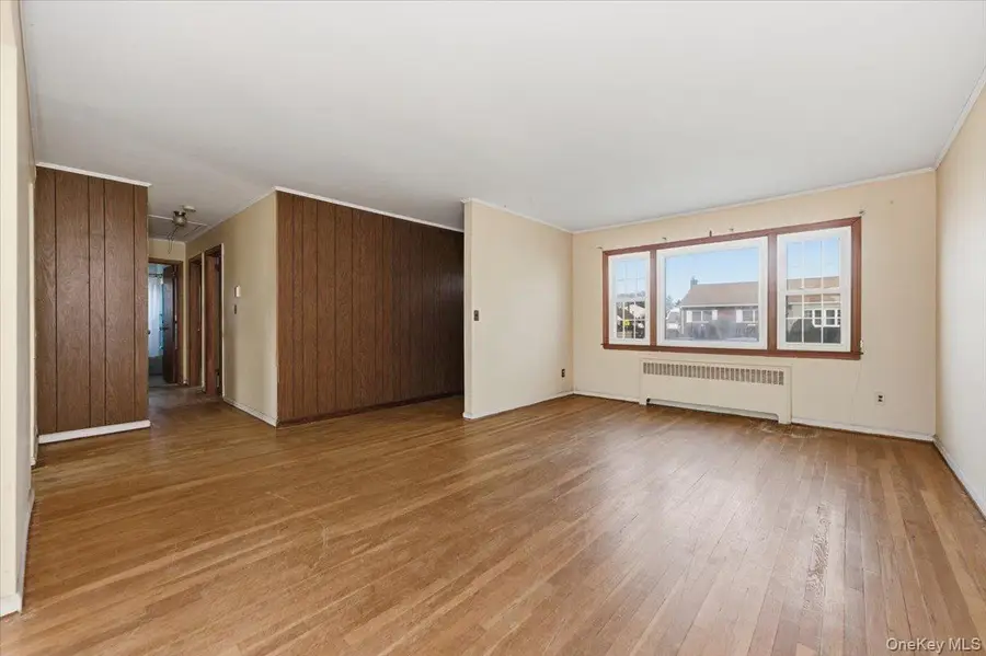 2 Mcleod Street, Massapequa Park, NY 11762 - #3