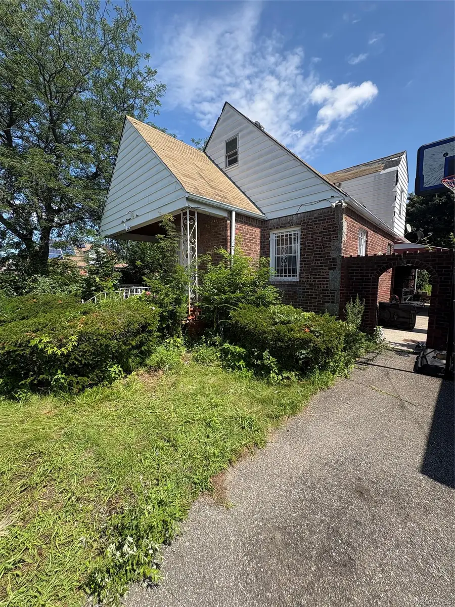 11901 223rd Street, Cambria Heights, NY 11411 - #3