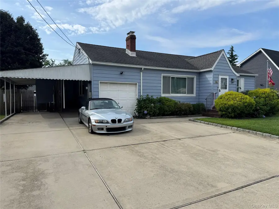 1603 2nd Street, West Babylon, NY 11704 - #2
