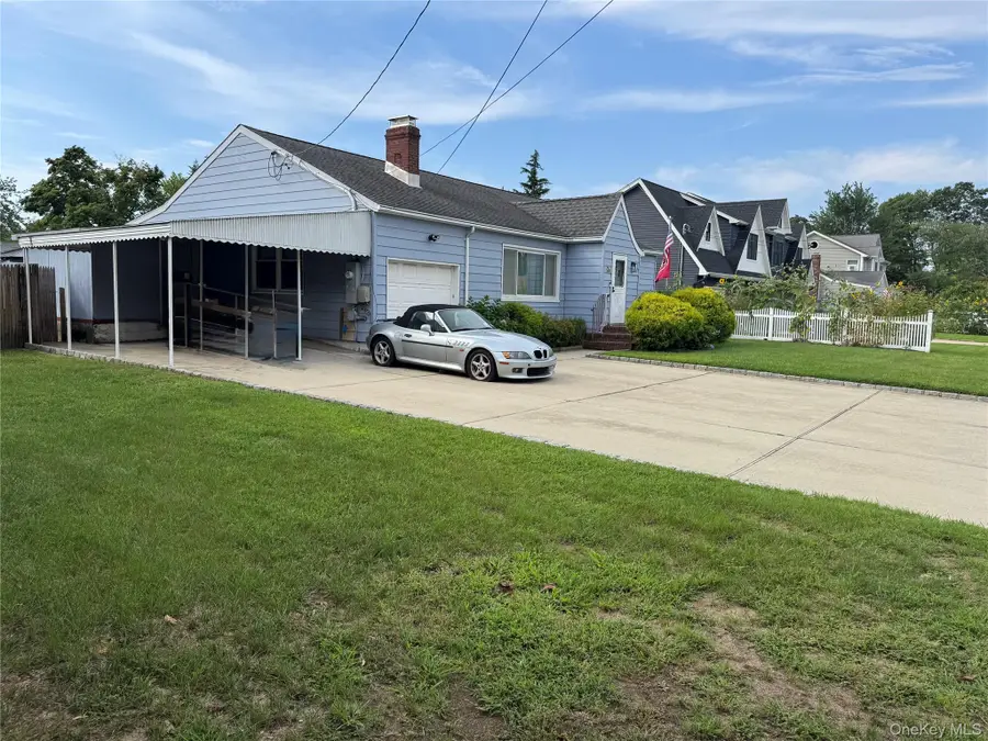 1603 2nd Street, West Babylon, NY 11704 - #3