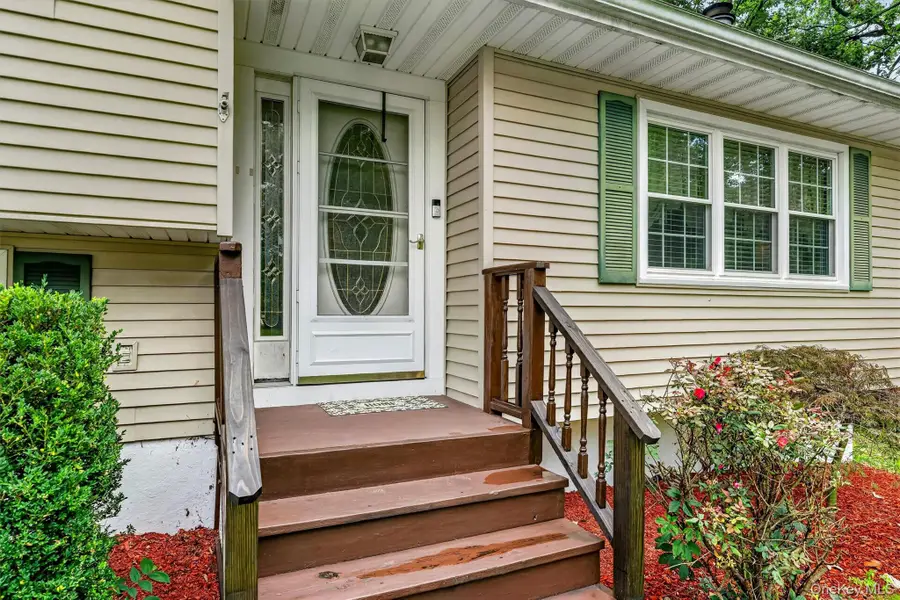 22 Elliott Place, New Hampton, NY 10958 - #3