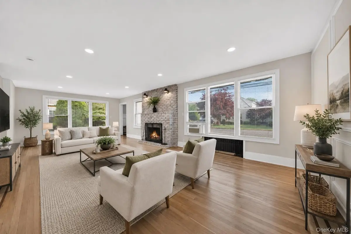 101 Argyle Road, West Hempstead, NY 11552 - #1