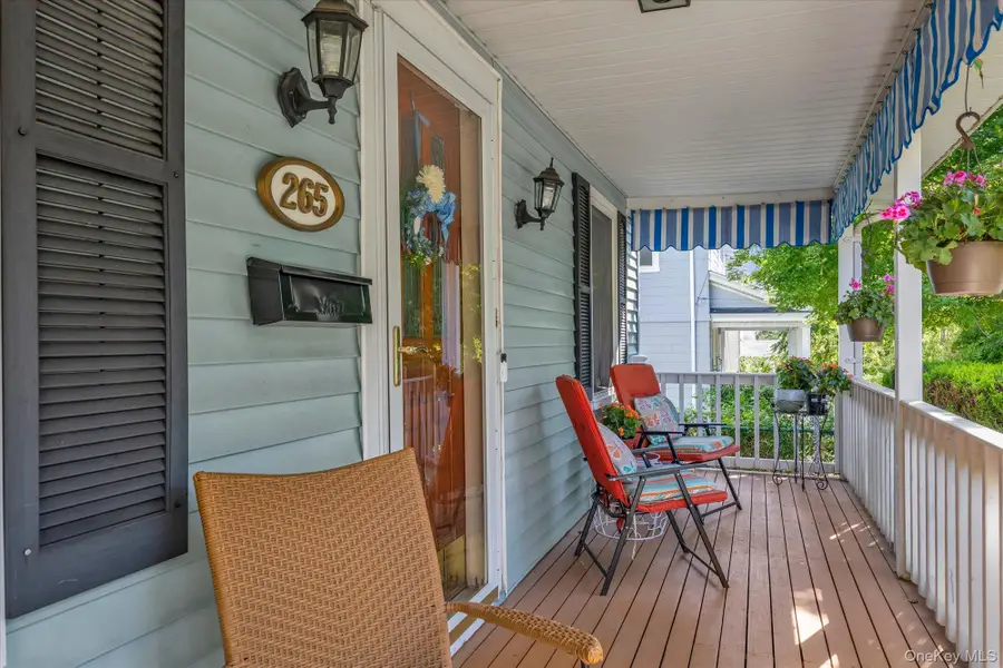 265 Schenck Avenue, Great Neck, NY 11021 - #3