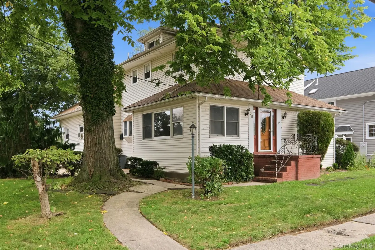 105 N Corona Avenue, Valley Stream, NY 11580 - #1