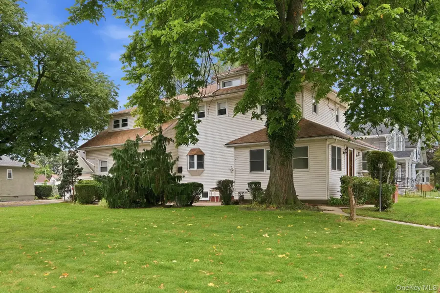 105 N Corona Avenue, Valley Stream, NY 11580 - #3