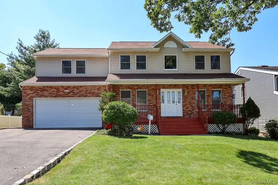 23 Garden Drive, Albertson, NY 11507 - #2