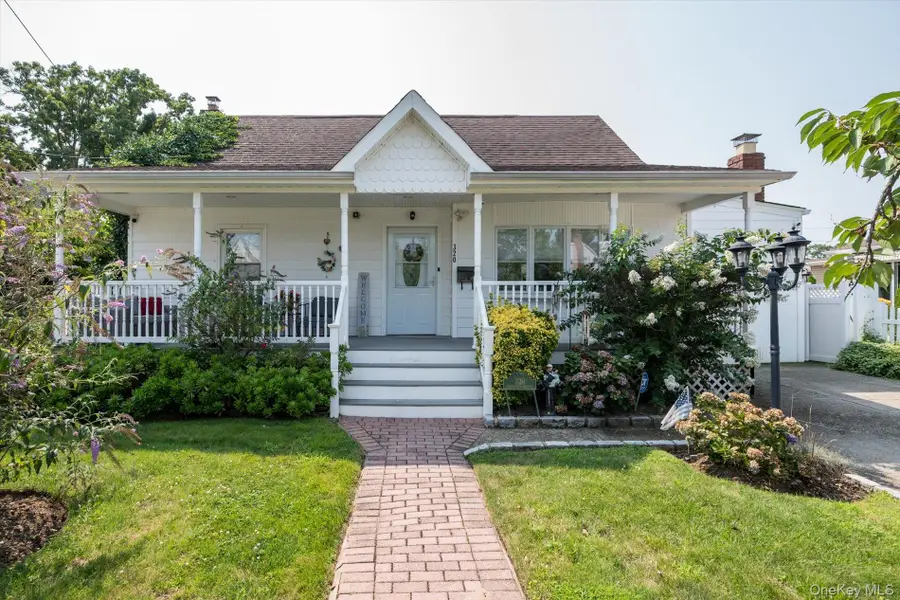 320 Brooklyn Avenue, Massapequa Park, NY 11762 - #2