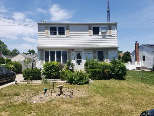 926 9th Street, West Babylon, NY 11704