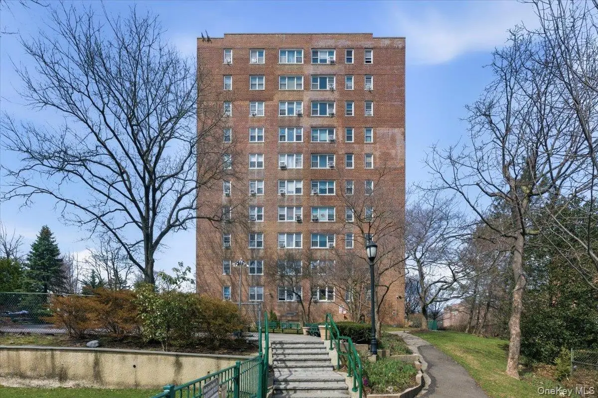 80 Knolls Crescent #6B, Bronx, NY 10463 - #1