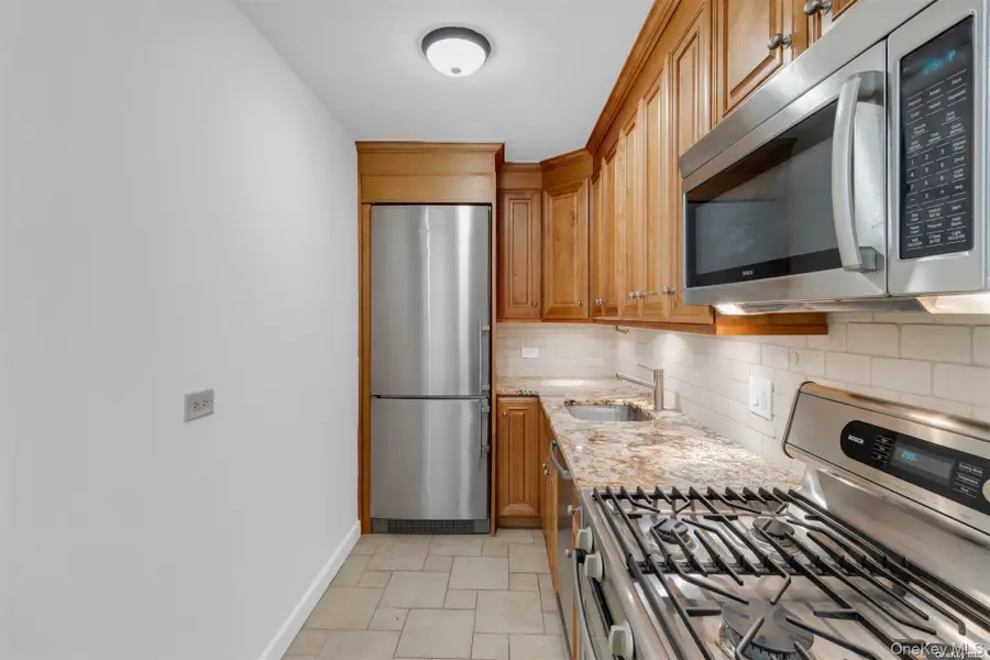 345 E 93rd Street #4K, Manhattan, NY 10128 - #3