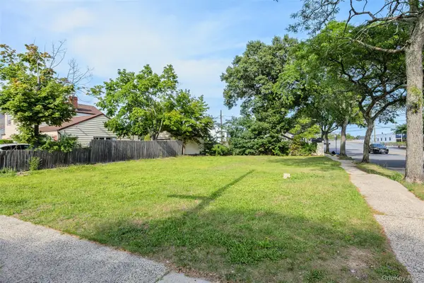 3247 Brower Avenue, Oceanside, NY 11572