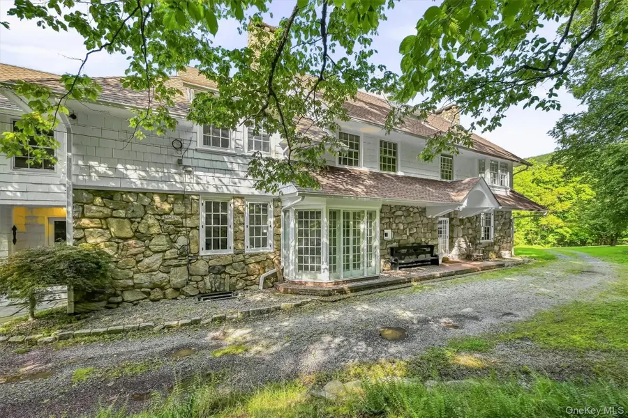 23 Maple Road, Cornwall On Hudson, NY 12520 - #2