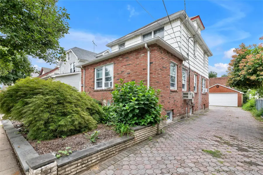 73 Liberty Avenue, Mineola, NY 11501 - #2