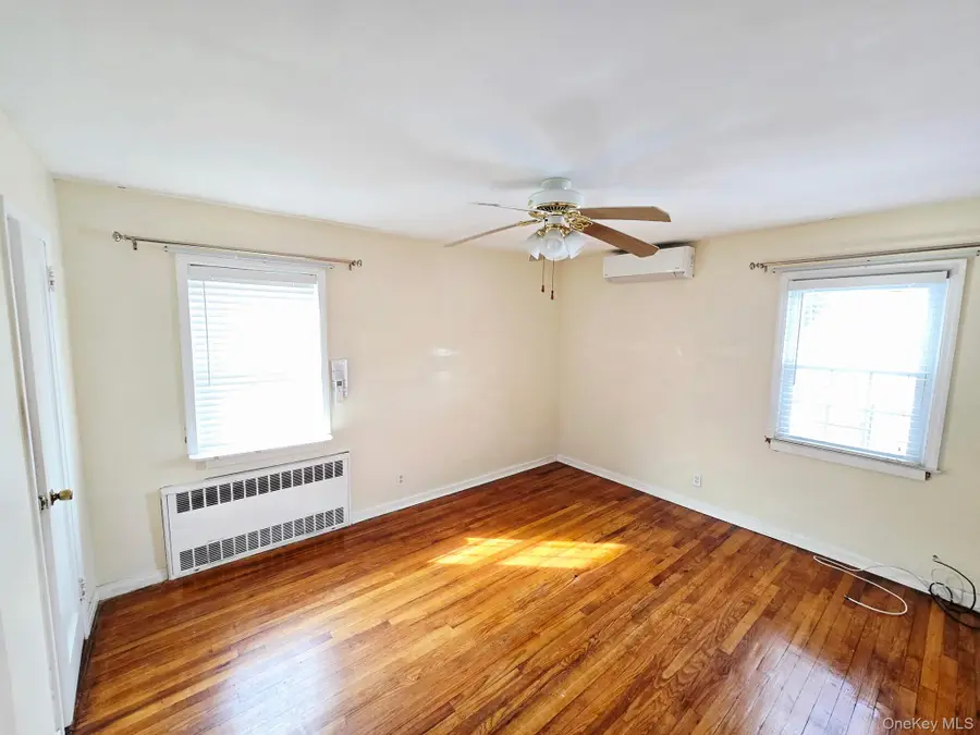 60 Liberty Boulevard, Valley Stream, NY 11580 - #2