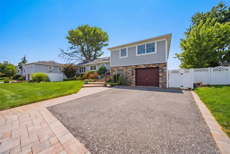 5 Renee Place, Massapequa Park, NY 11762 - #2