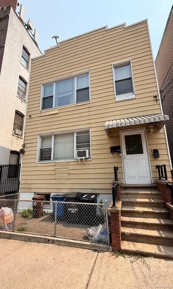 2909 23rd Road, Astoria, NY 11105