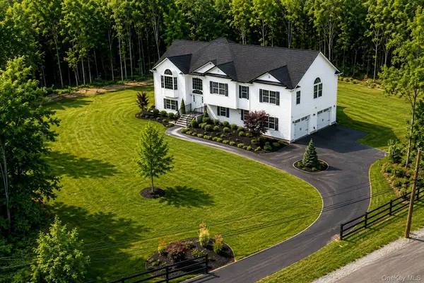 7 Cottage Road, Hopewell Junction, NY 12533