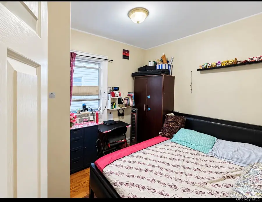 188-42 Woodhull Avenue, Hollis, NY 11423 - #3