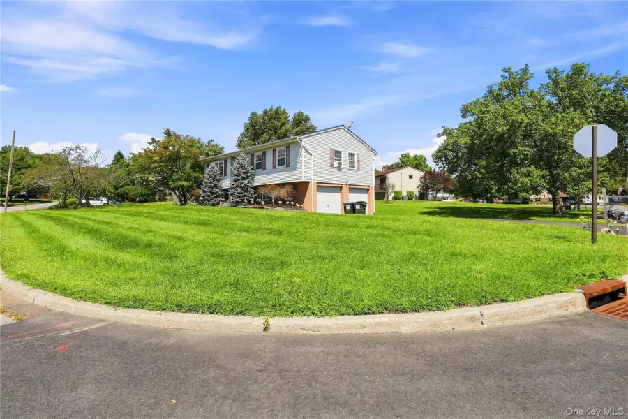 30 Somerset Drive, Washingtonville, NY 10992 - #2