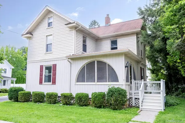 7 Maple Avenue, Millbrook, NY 12545