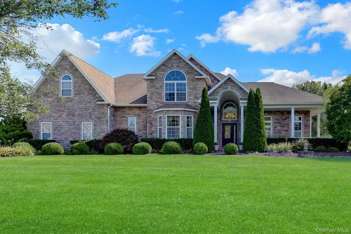 3 Sherwood Drive, Shoreham, NY 11786 - #1