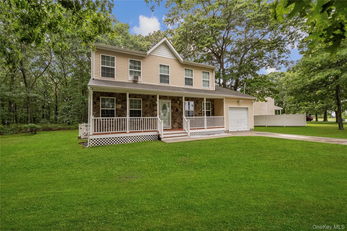 144 Dawn Drive, Shirley, NY 11967 - #1