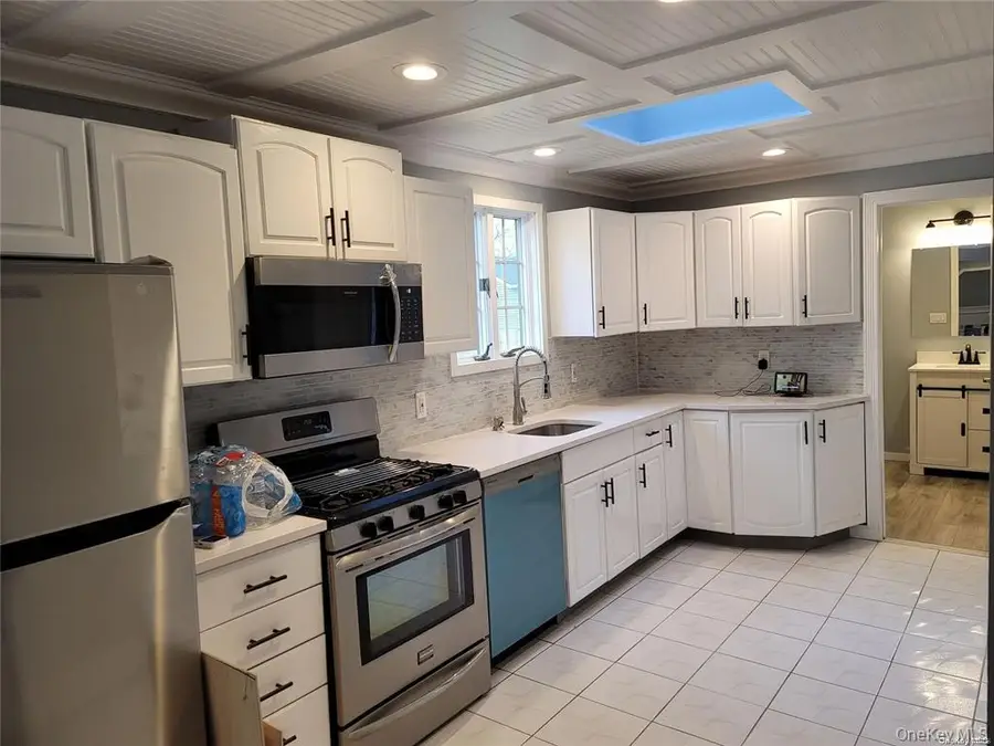 11 Knapp Road, Mastic Beach, NY 11951 - #2
