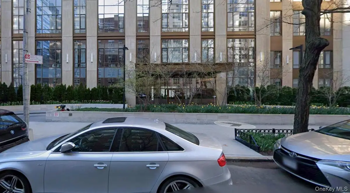 225 E 19th Street #802, Manhattan, NY 10003 - #1