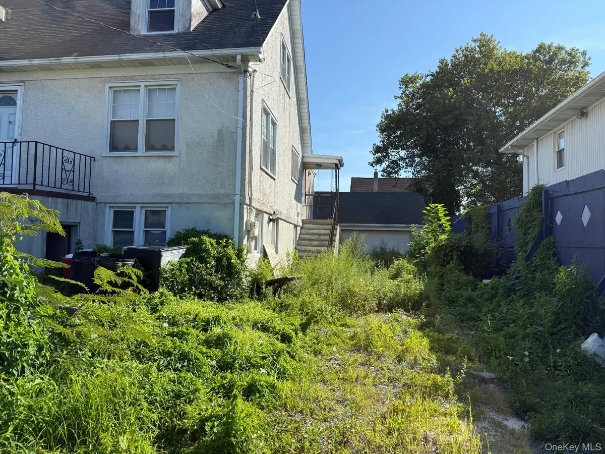 524 Bayview Avenue, Cedarhurst, NY 11516 - #1