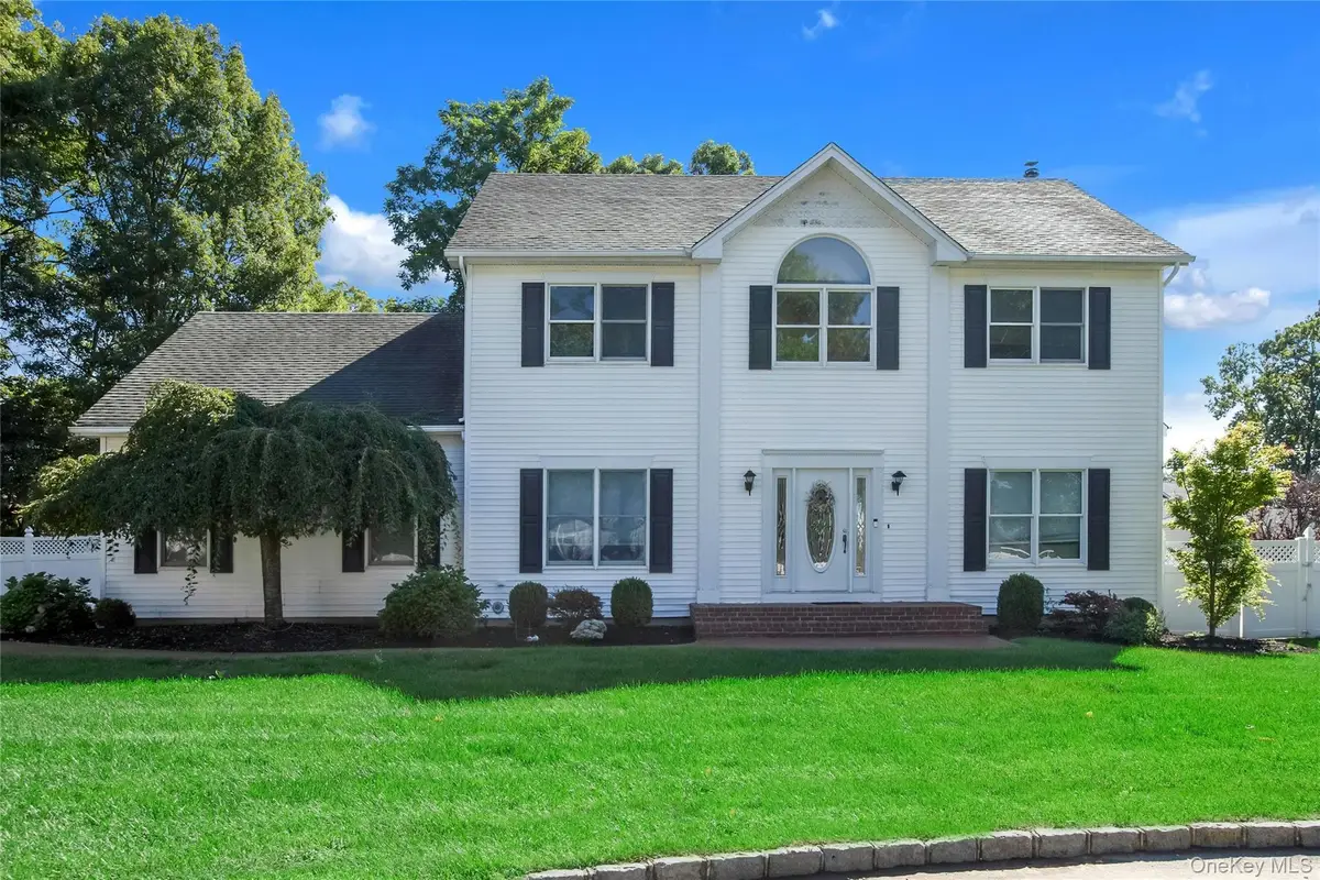 11 Raphael Boulevard, Nesconset, NY 11767 - #1