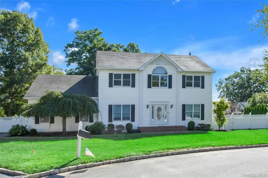11 Raphael Boulevard, Nesconset, NY 11767 - #3