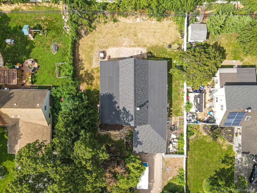 219 Sunflower Lane, Islandia, NY 11749 - #2