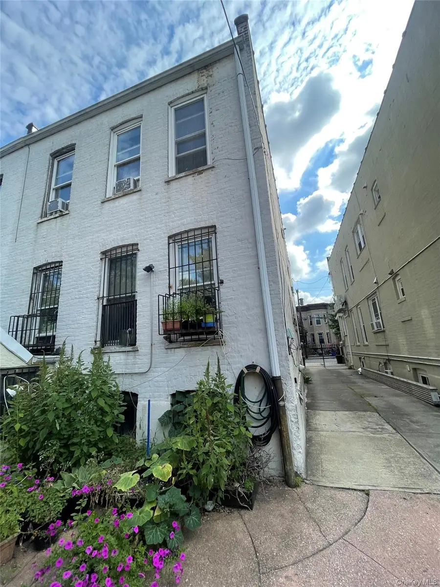142 Forbell Street, Brooklyn, NY 11208 - #2