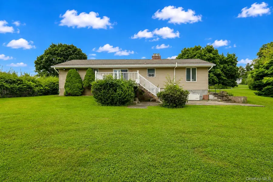 33 Magnolia Drive, Fishkill, NY 12590 - #2