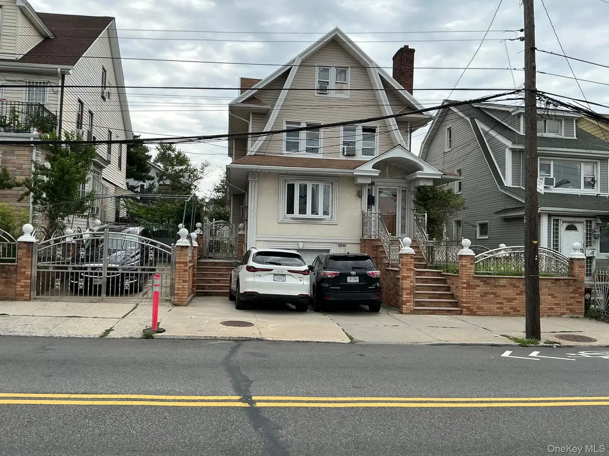 84-61 Parson Blvd, Jamaica, NY 11432 - #1