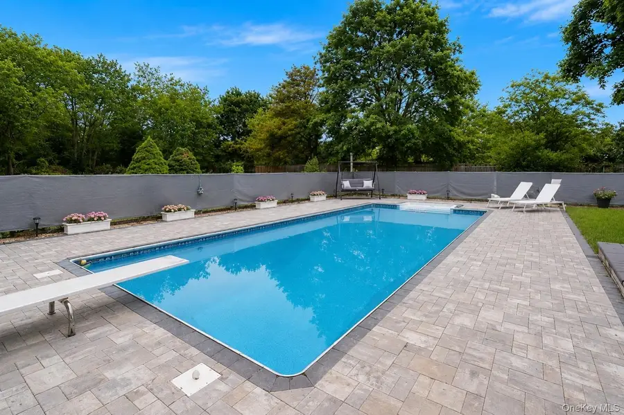 25 Charter Avenue, Dix Hills, NY 11746 - #3
