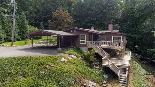 599 Hortontown Road, Hopewell Junction, NY 12533