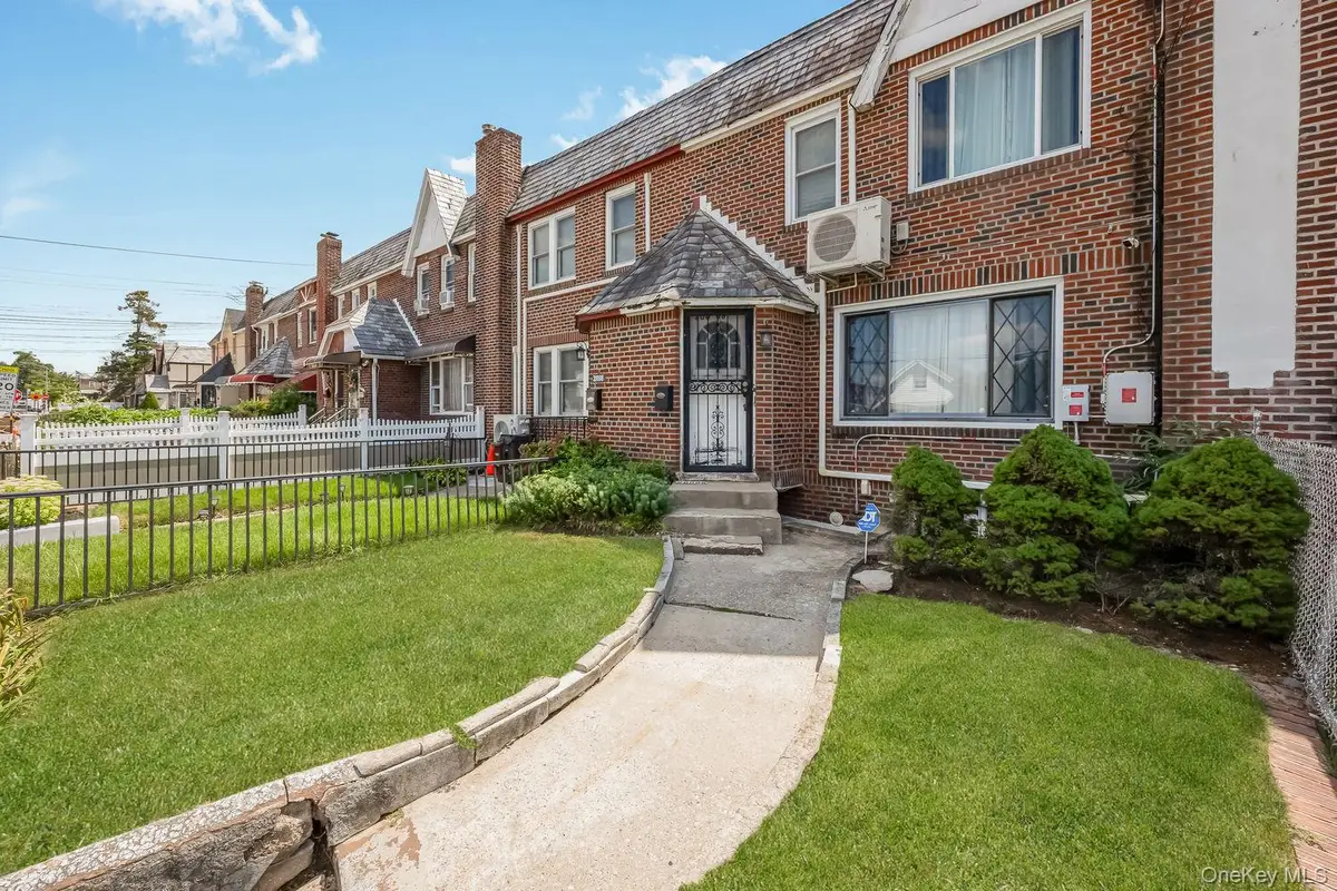 200-06 115th Avenue, Saint Albans, NY 11412 - #1