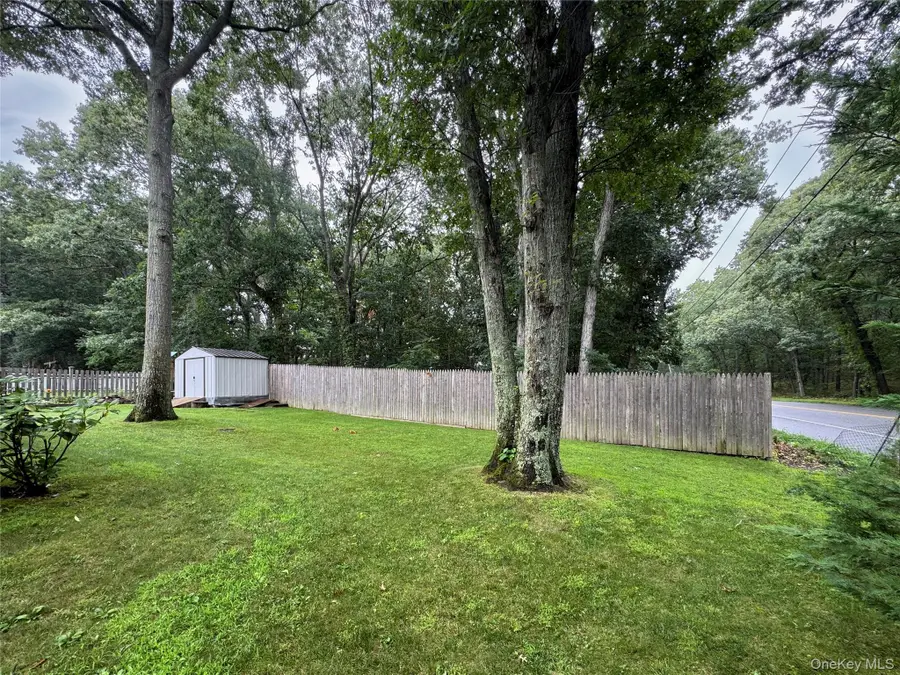 1800 Osborn Ave. Unit 1E Osborn, Riverhead, NY 11901 - #3
