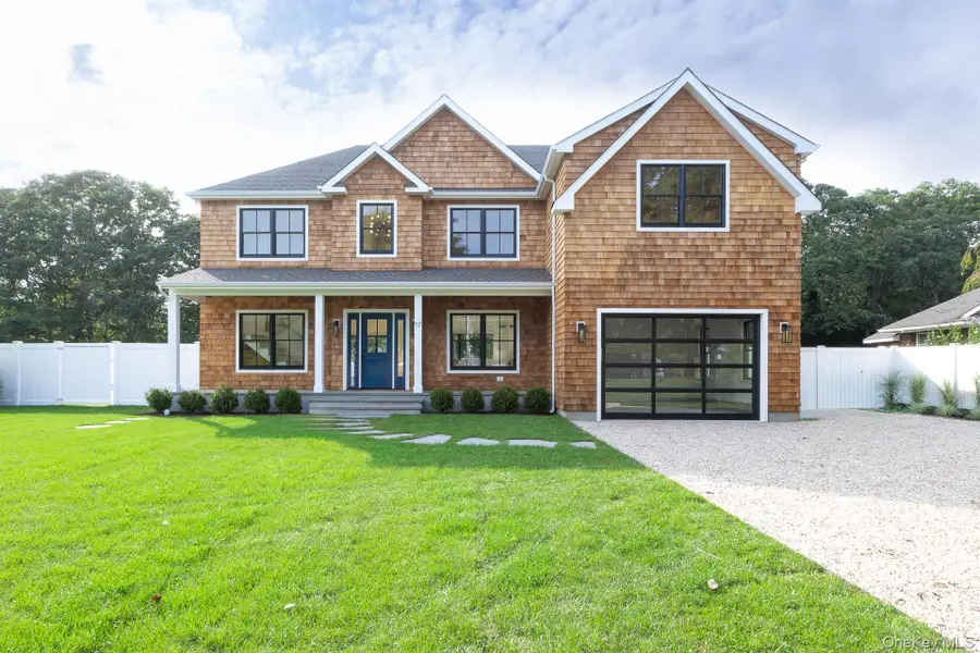 17 Nidzyn Avenue, Remsenburg, NY 11960 - #3