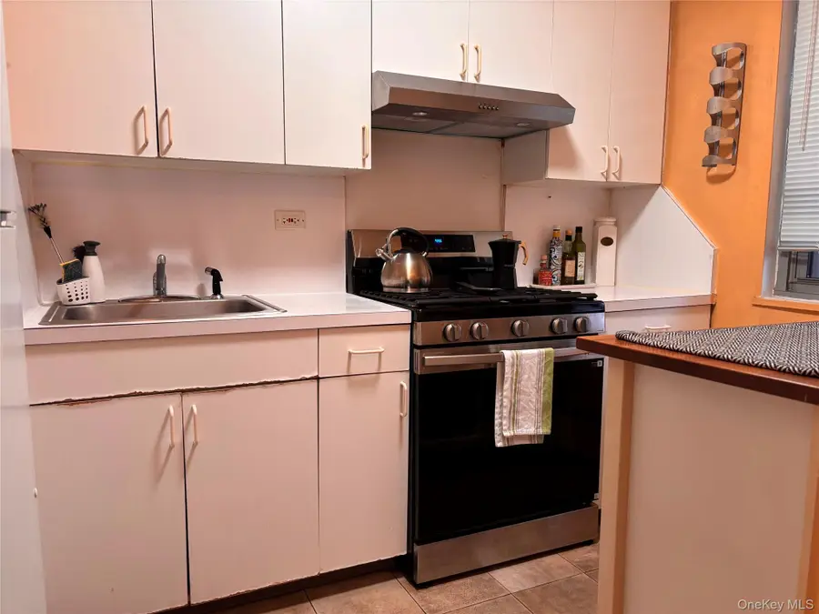 61-25 97th Street #6E, Rego Park, NY 11374 - #3